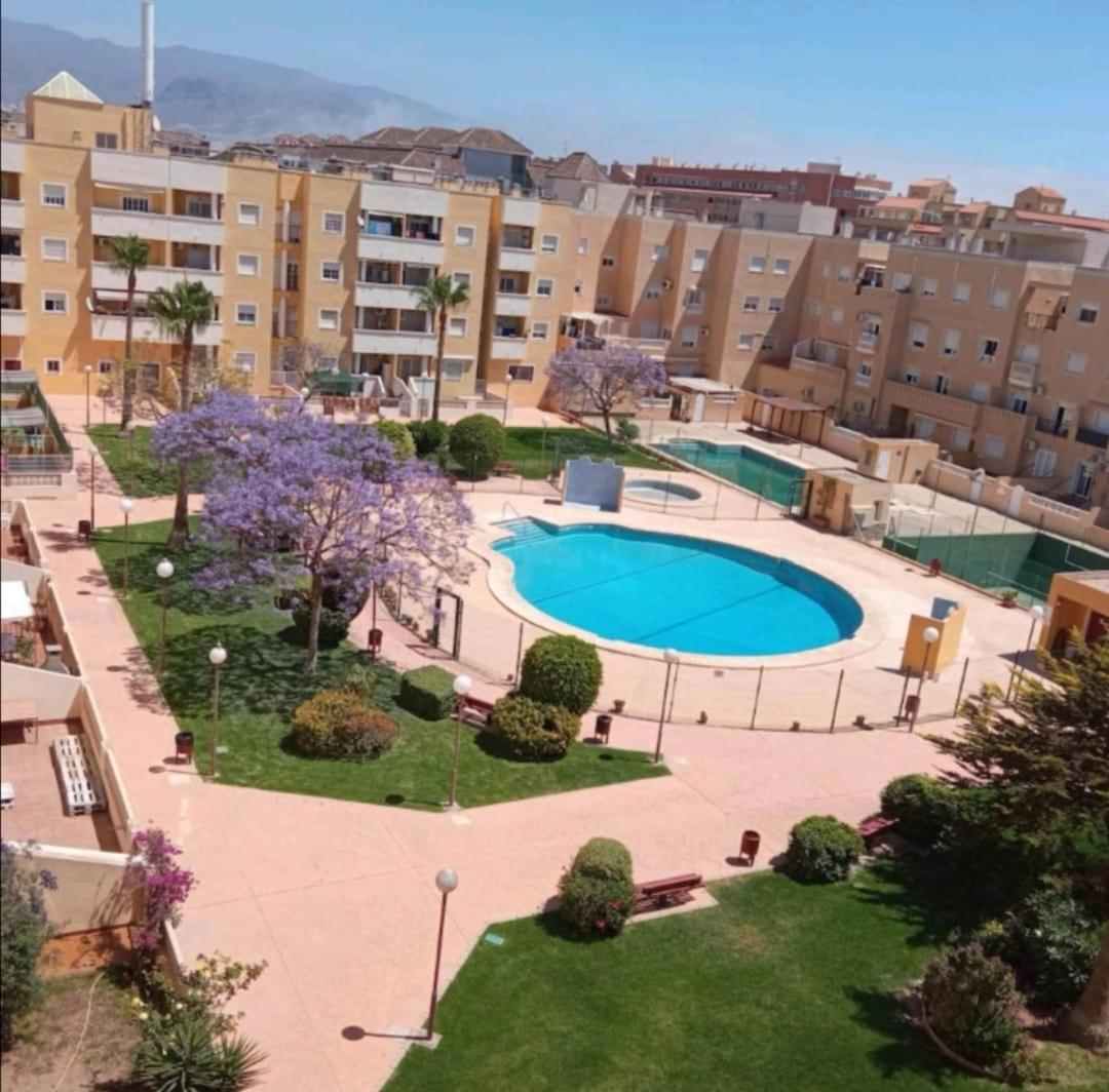 Salinas: Beachside Near Tapas And Restaurants Apartment Roquetas de Mar